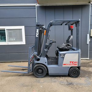 신품급 배터리 장착 TCM 1.5톤 전동지게차 판매 이미지