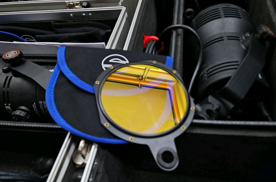 sachtler 셔틀러 650HS 텅스텐조명 무대조명 이미지