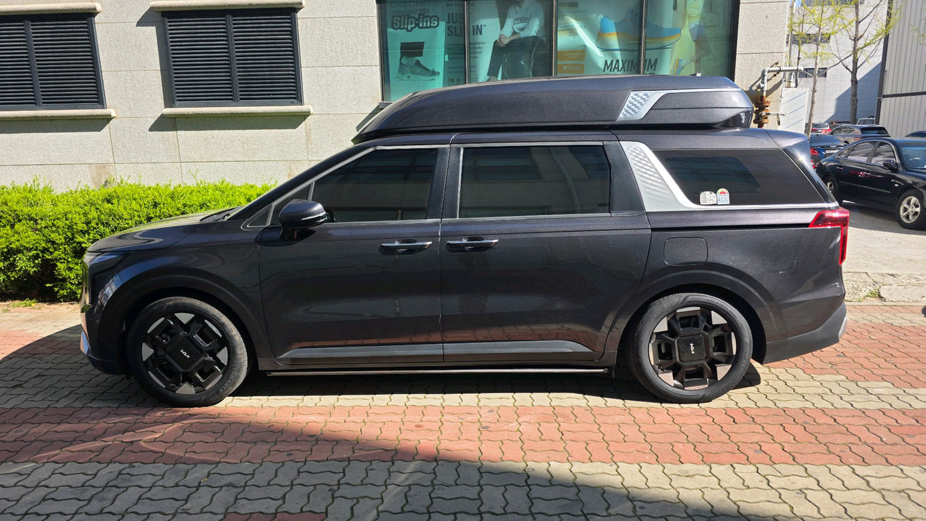 카니발 하이리무진 캠핑카 이미지