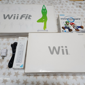 일본판 닌턴도Wii. 2인세트.기스파손없이깨끗합니다.정상작동.피티니(일본판CD포함 이미지