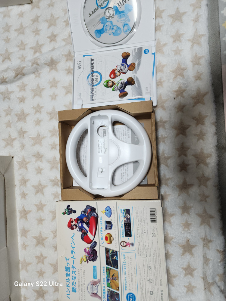 일본판 닌턴도Wii. 2인세트.기스파손없이깨끗합니다.정상작동.피티니(일본판CD포함 이미지