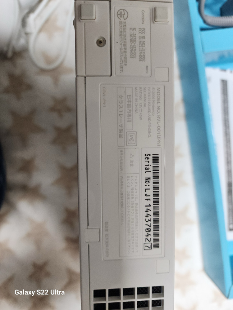 일본판 닌턴도Wii. 2인세트.기스파손없이깨끗합니다.정상작동.피티니(일본판CD포함 이미지