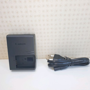 캐논 LC-E17E 배터리 충전기(LP-E17전용)(RP R50 800D 이미지