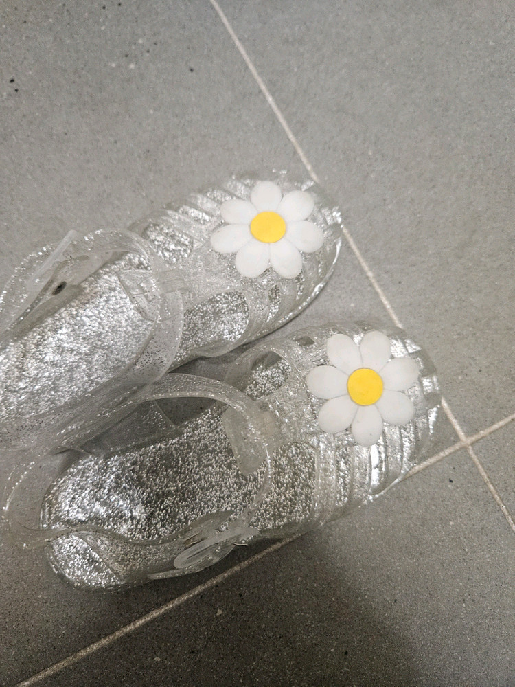 여아샌들135~140추천(솔트워터,미니멜리사등) 이미지