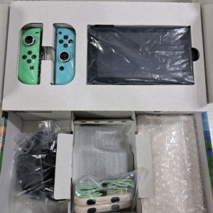 닌텐도 스위치 배터리개선 동물의숲 에디션 A-급 이미지