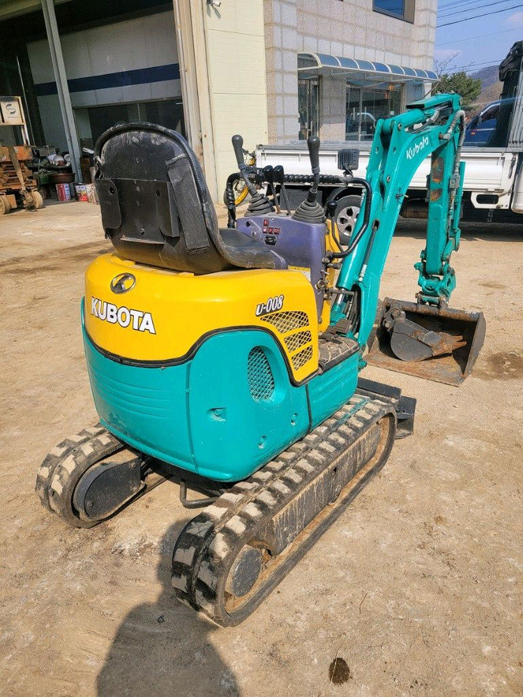 쿠보타 U-008 미니굴삭기입니다 이미지