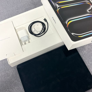 아이패드프로 m4 13인치 256gb wifi 풀박스 S급 이미지