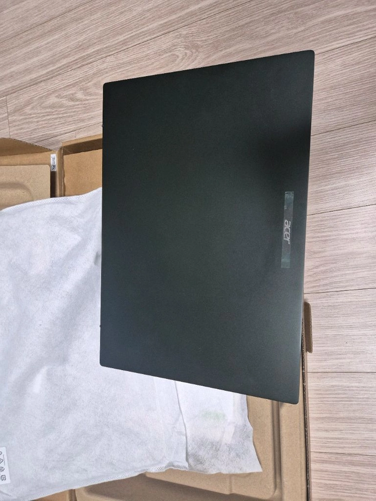 에이서 스위프트 엣지 16 OLED SSD 512GB 단순개봉 이미지