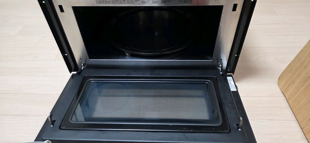 LG DIOS 광파오븐 전자레인지 MZ240CL 판매합니다. 이미지