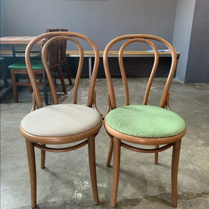 톤체어 카페의자 고급 체코의자 이미지