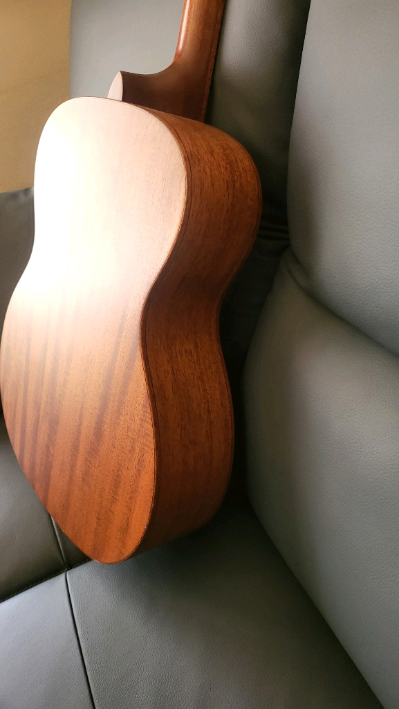 크래프터 마인드 프레스티지 통기타 이미지