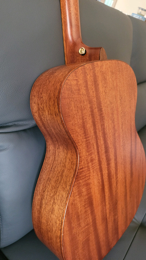 크래프터 마인드 프레스티지 통기타 이미지