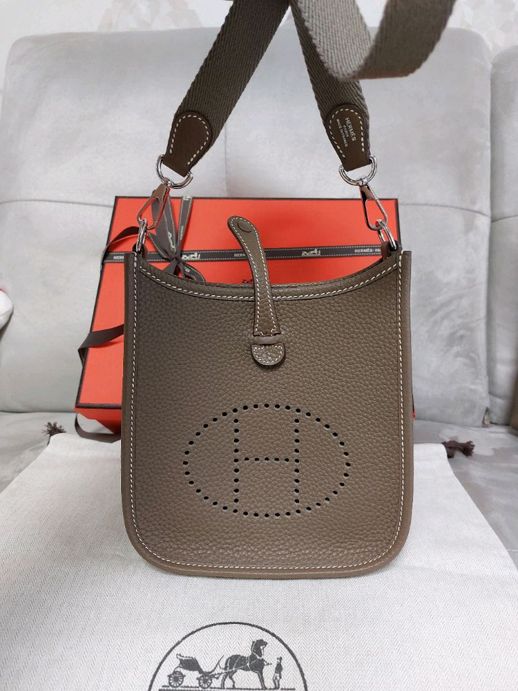 에르메스 미니 에블린 이미지