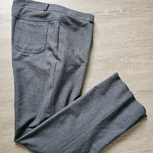 그레이 부츠컷 슬랙스 이미지