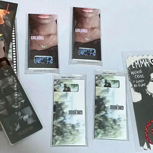 걸후드 필름마크 포스터 엽서에코백 뱃지 쿠씨네티켓L홀더파일 셀린시아마영화 이미지