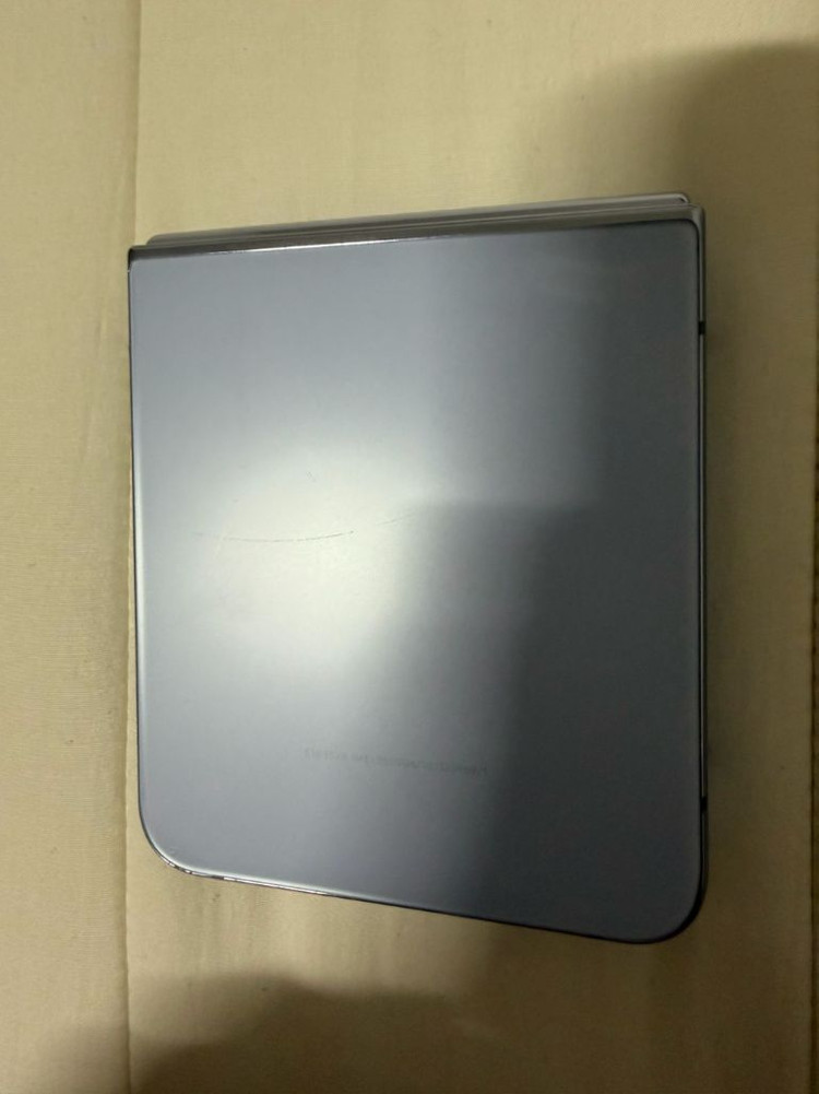 갤럭시 Z플립4 256GB 상태최상 이미지