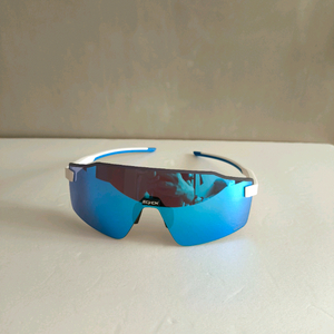 (새상품)공용 초경량 스포츠 고글 런닝 등산 자전거 선글라스 이미지