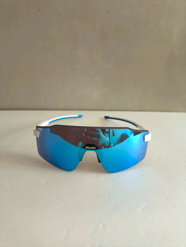 (새상품)공용 초경량 스포츠 고글 런닝 등산 자전거 선글라스 이미지