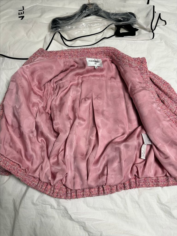 S급)샤넬 P76715 트위드 핑크 자켓 38(1시간착용) 옷걸이포함 이미지