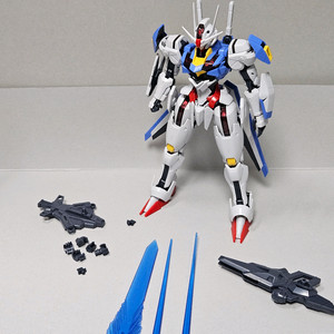 건담 중국제 kl 풀 메카닉스 에어리얼+107정비반 이미지