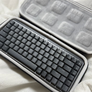 로지텍 MX MECHANICAL MINI FOR MAC 무선 기계식 텐키리스 키보드 이미지