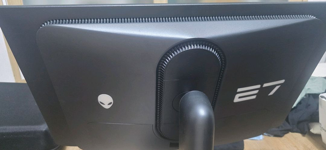 델에일리언웨어aw2725df 360hz OLED모니터 이미지