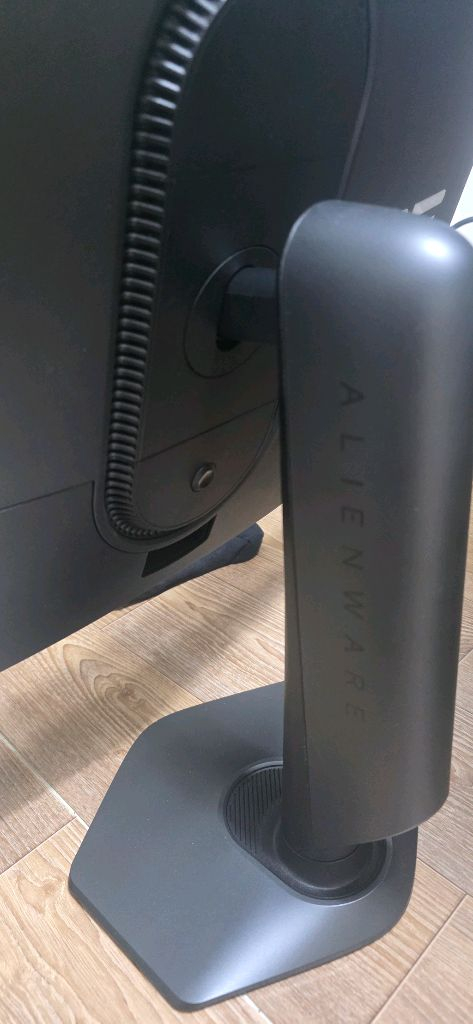 델에일리언웨어aw2725df 360hz OLED모니터 이미지