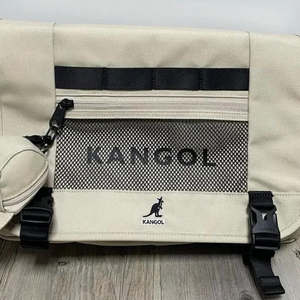 캉골 메신저백 이미지