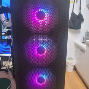 게이밍컴퓨터PC 본체 팝니다 이미지