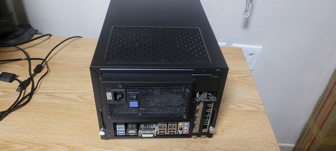 itx 데스크탑 i7 3770k, gtx1660super, 정품 윈도우10 이미지
