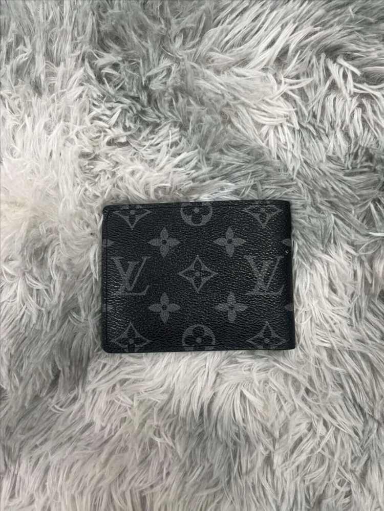 루이비통 모노그램 이클립스 반지갑 이미지