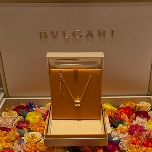 불가리 비제로원 오리지널 옐로우골드 목걸이 판매해요 이미지