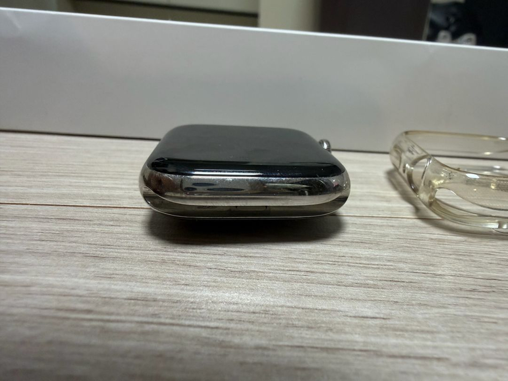 애플워치 6 44mm 스테인리스 실버 이미지