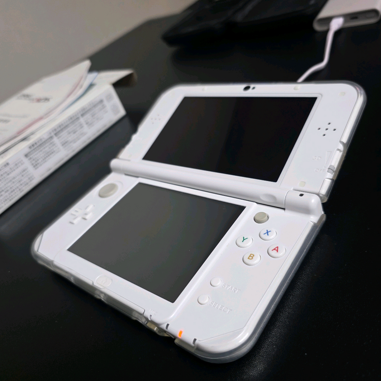 NEW 닌텐도 3DS LL 화이트 상하 IPS 뉴큰다수 [일판] 이미지