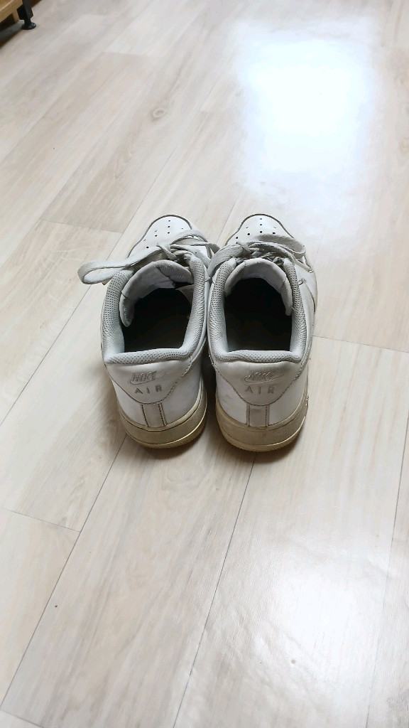 남성신발 나이키 에어 운동화 이미지