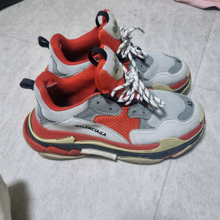 Balenciaga 트리플 S (Triple S) 스니커즈 팝니다 270 사이즈 이미지