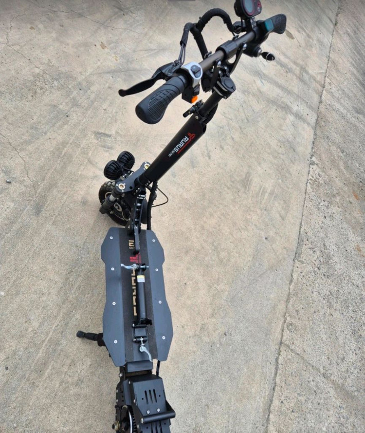 이지베이션 타우러스 미니 전동 킥보드 판매해요 이미지