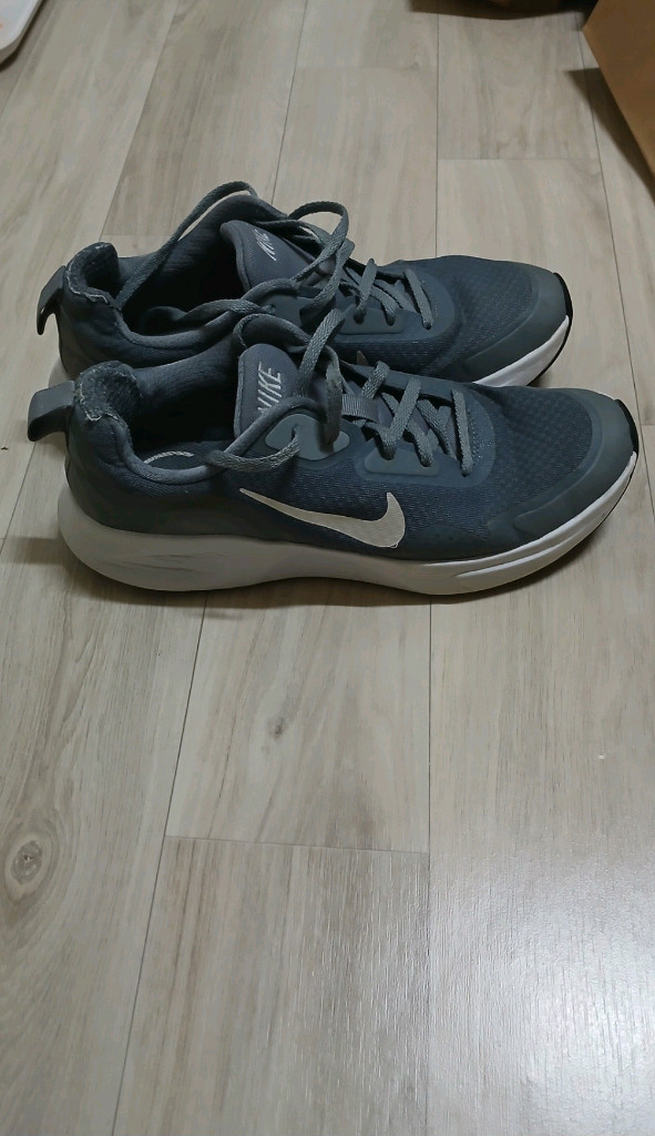 나이키 운동화 남녀공용 이미지