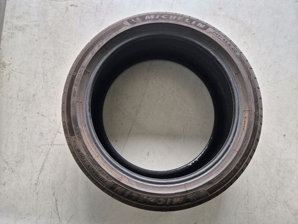 G90 245 45 20 GOE 미쉐린 1본 팝니다 이미지