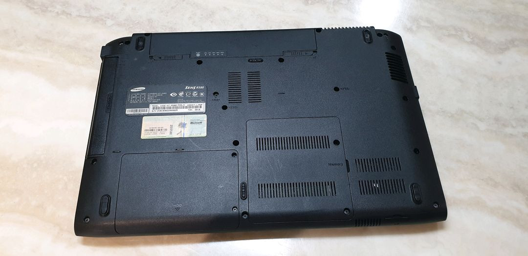 삼성 SENS R580 노트북 버건디 이미지