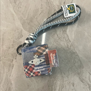 비비안 에어팟 1,2세대 호환 케이스&백참(새상품) 이미지