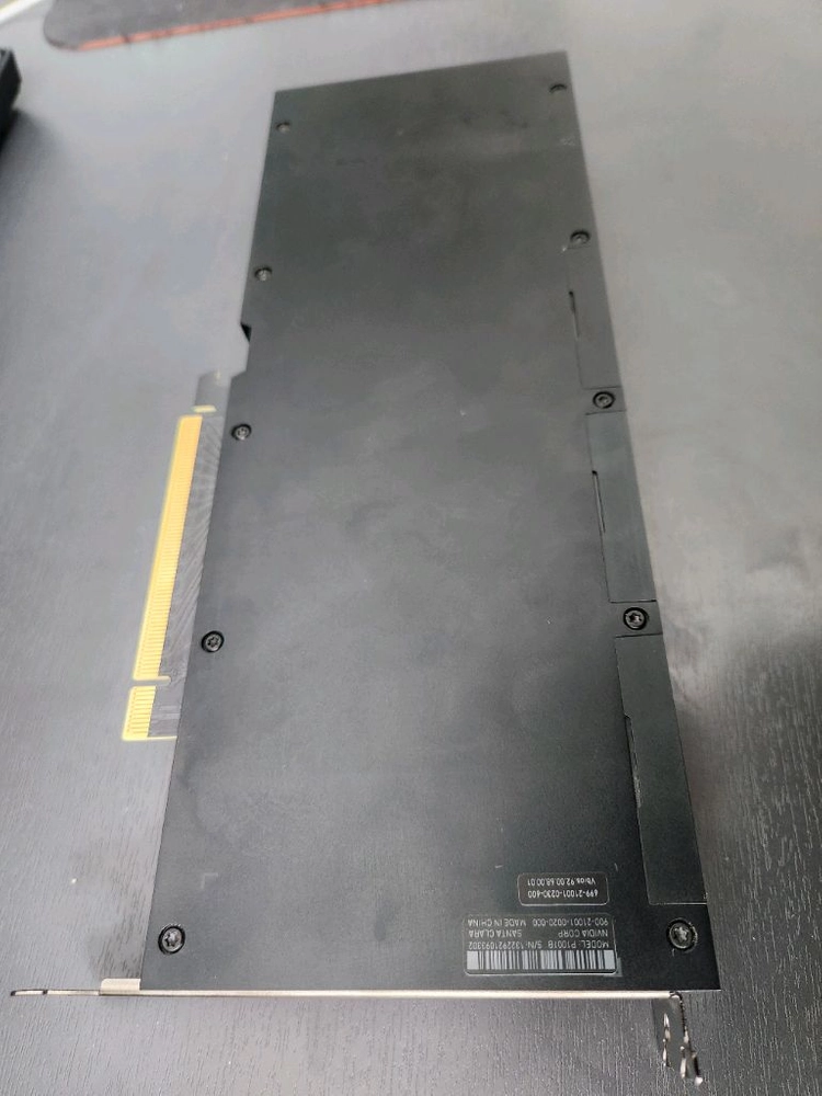 NVIDIA A100 80G PCIE GPU 이미지