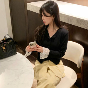 바이씨니 제작 레이스버튼가디건 블랙 팝니다 이미지