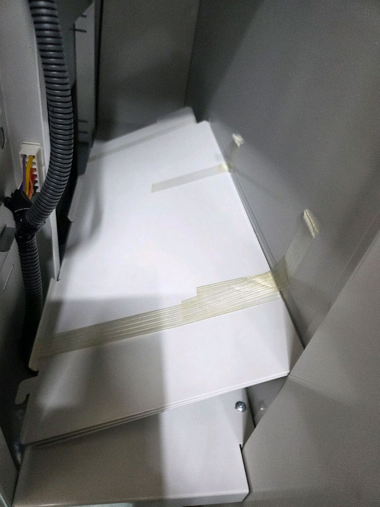로벤 일용품 간식 과자 학교자판기.어메니티 사우나멀티자판기 이미지