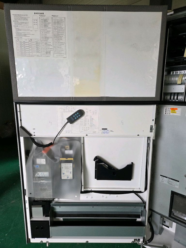 롯데기공 롯데자판기 LVP562BL캔/페트LVC525캔전용음료수페트자판기 이미지