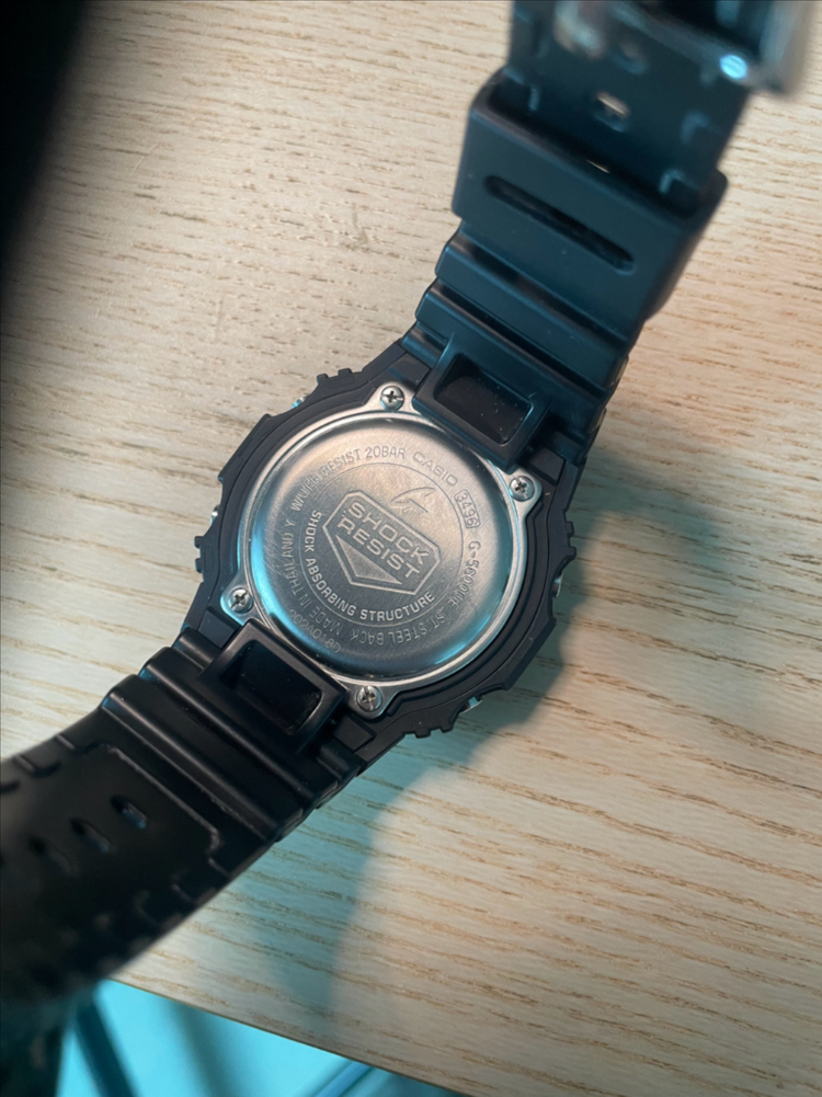 지샥 G-5600ue 터프솔라 시계 이미지