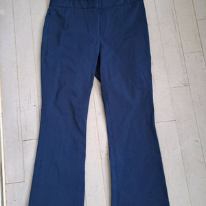 띠어리 여성 네이비 부츠컷 팬츠 이미지