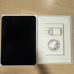 아이패드 프로 11형 M4 실버 풀박스 이미지