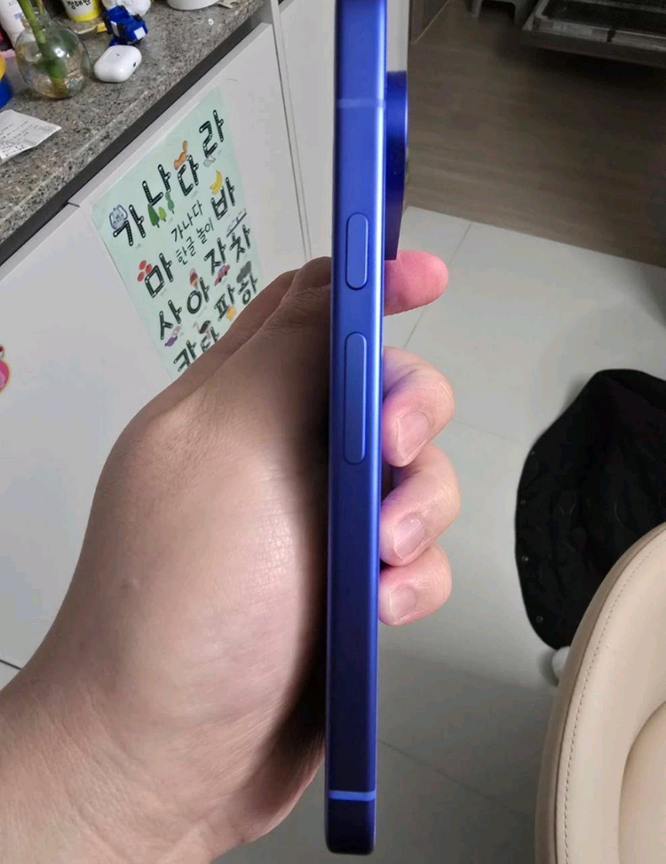 구글 픽셀 10 인디고 128GB 이미지