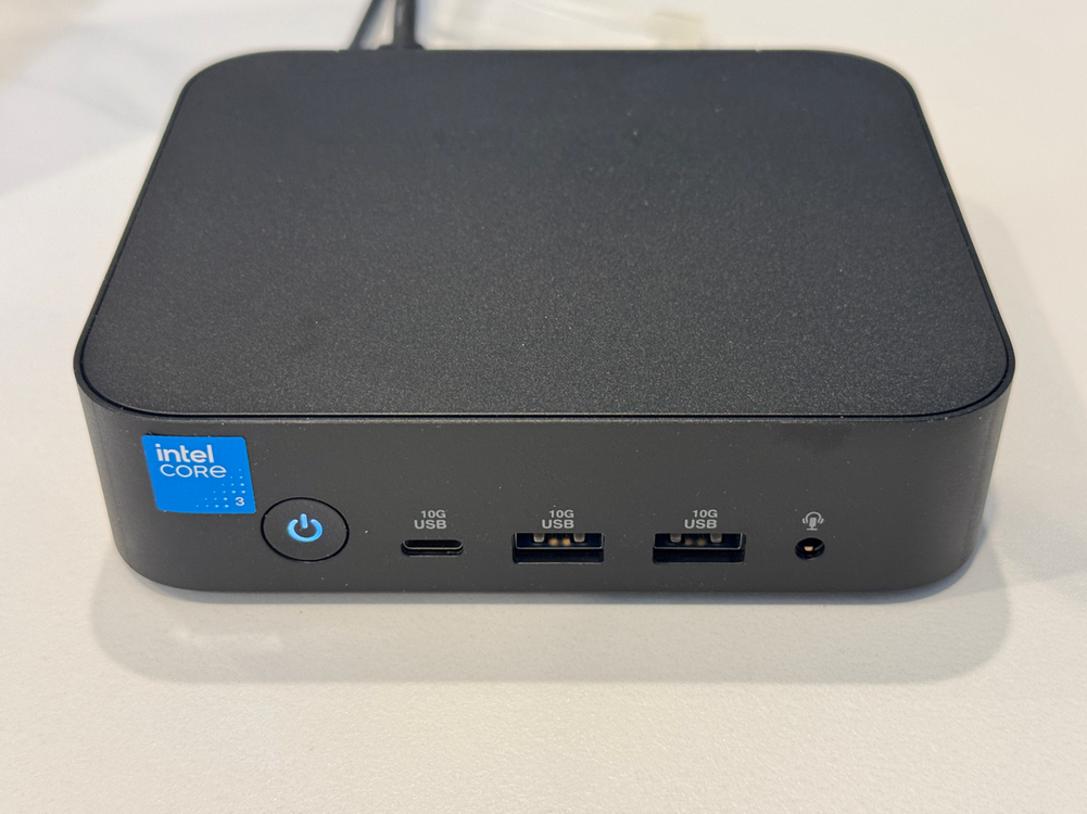 [새재품 / 인텔 코어3] ASUS NUC14MNK35 + Asus Mb169ck + 로지텍 무선 키보드 + 마우스 이미지